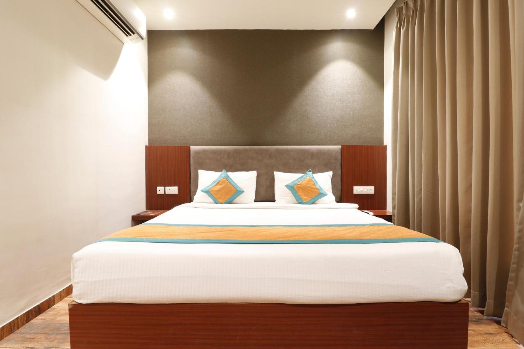 Hotel Yatri Nagpur Exterior photo